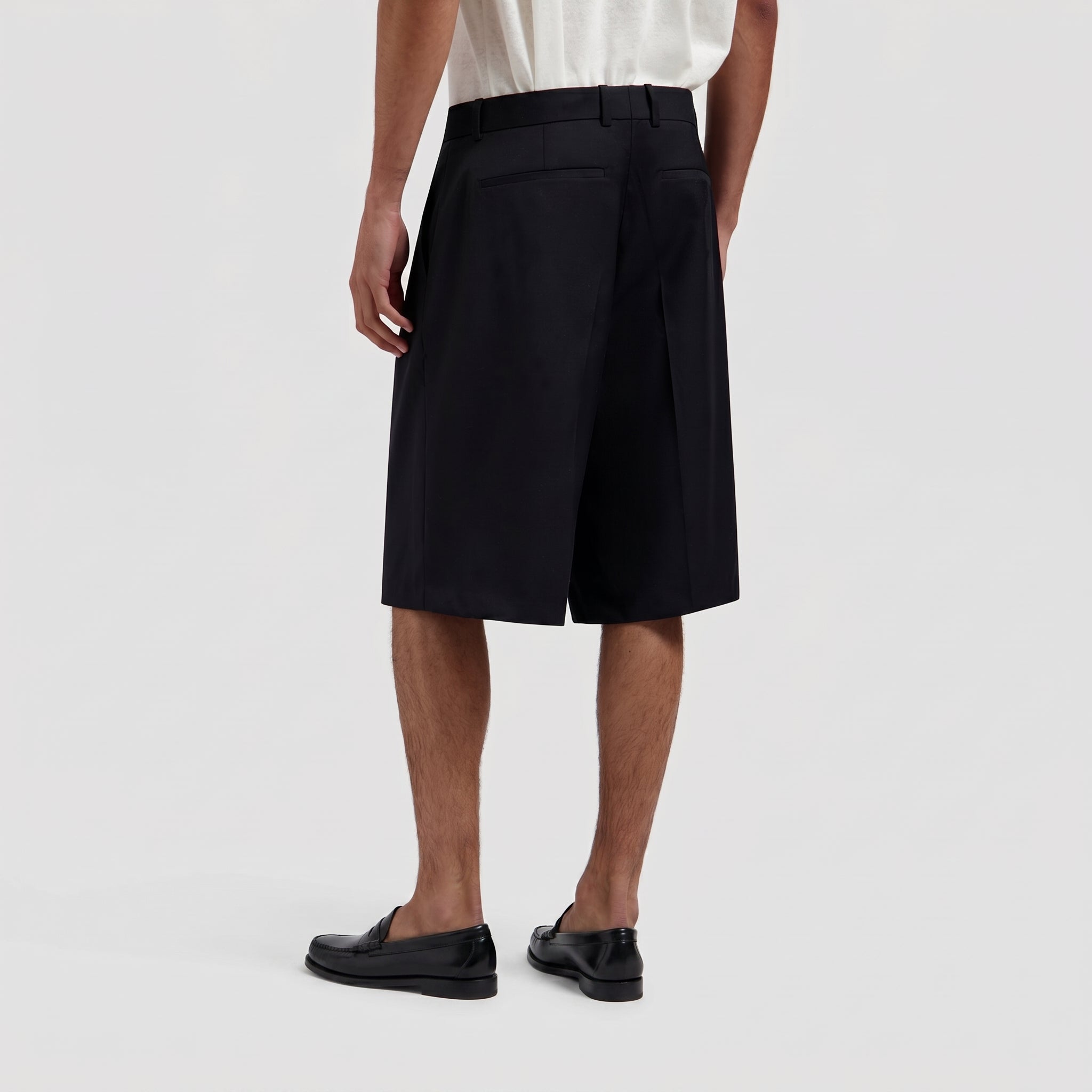 Tropical Wool Blend Tailored Shorts - Black
