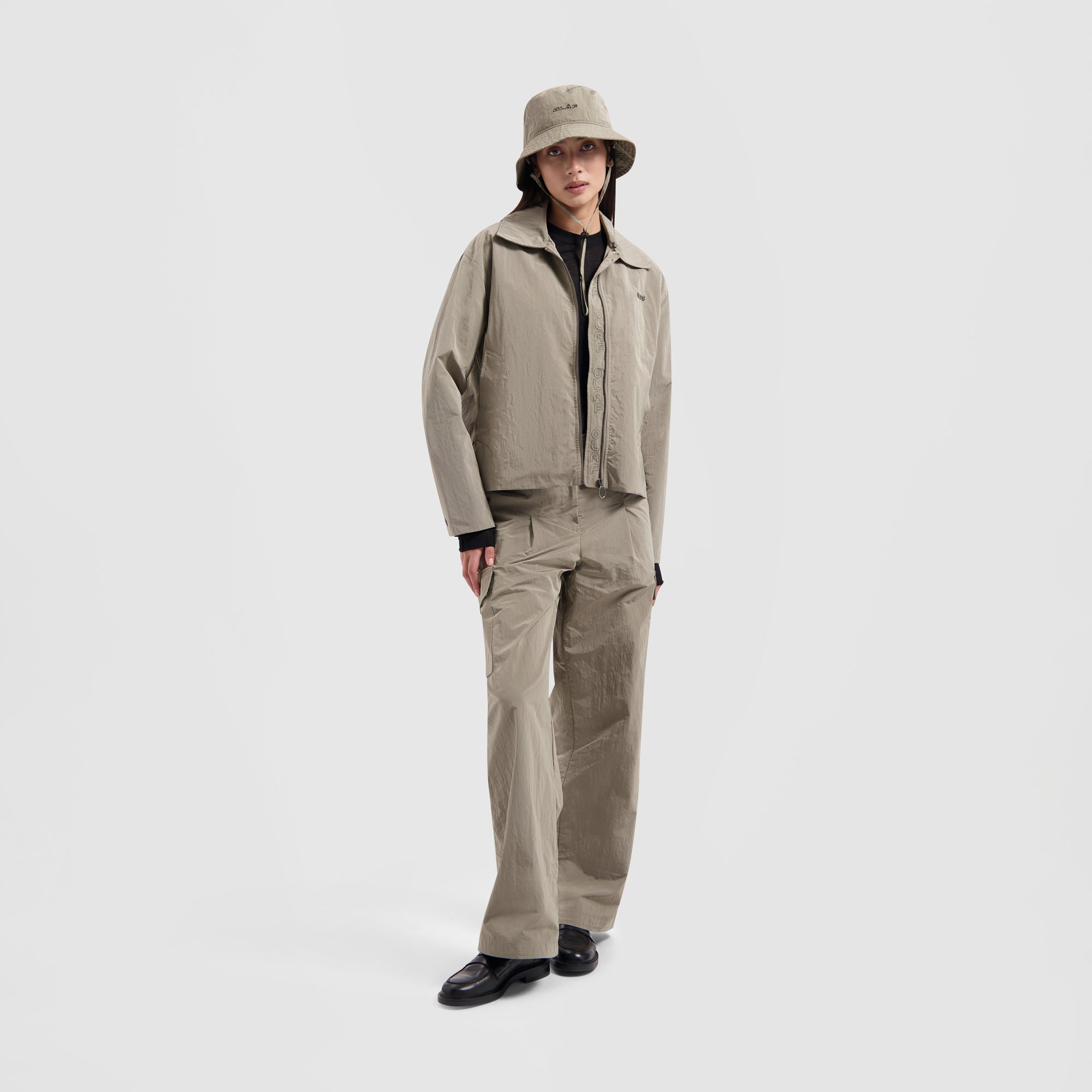 WMN Nylon Cargo Pants - Grey