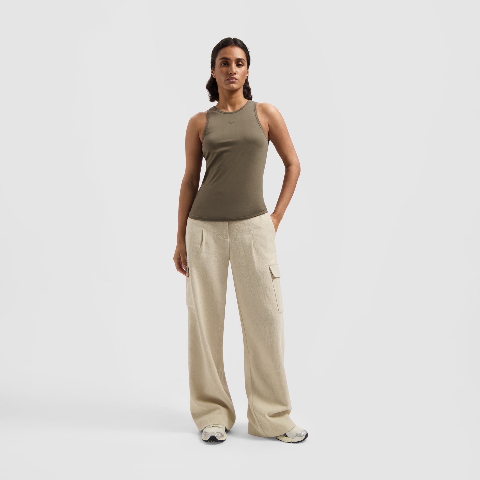 WMN Linen Cargo Pants - Oatmeal