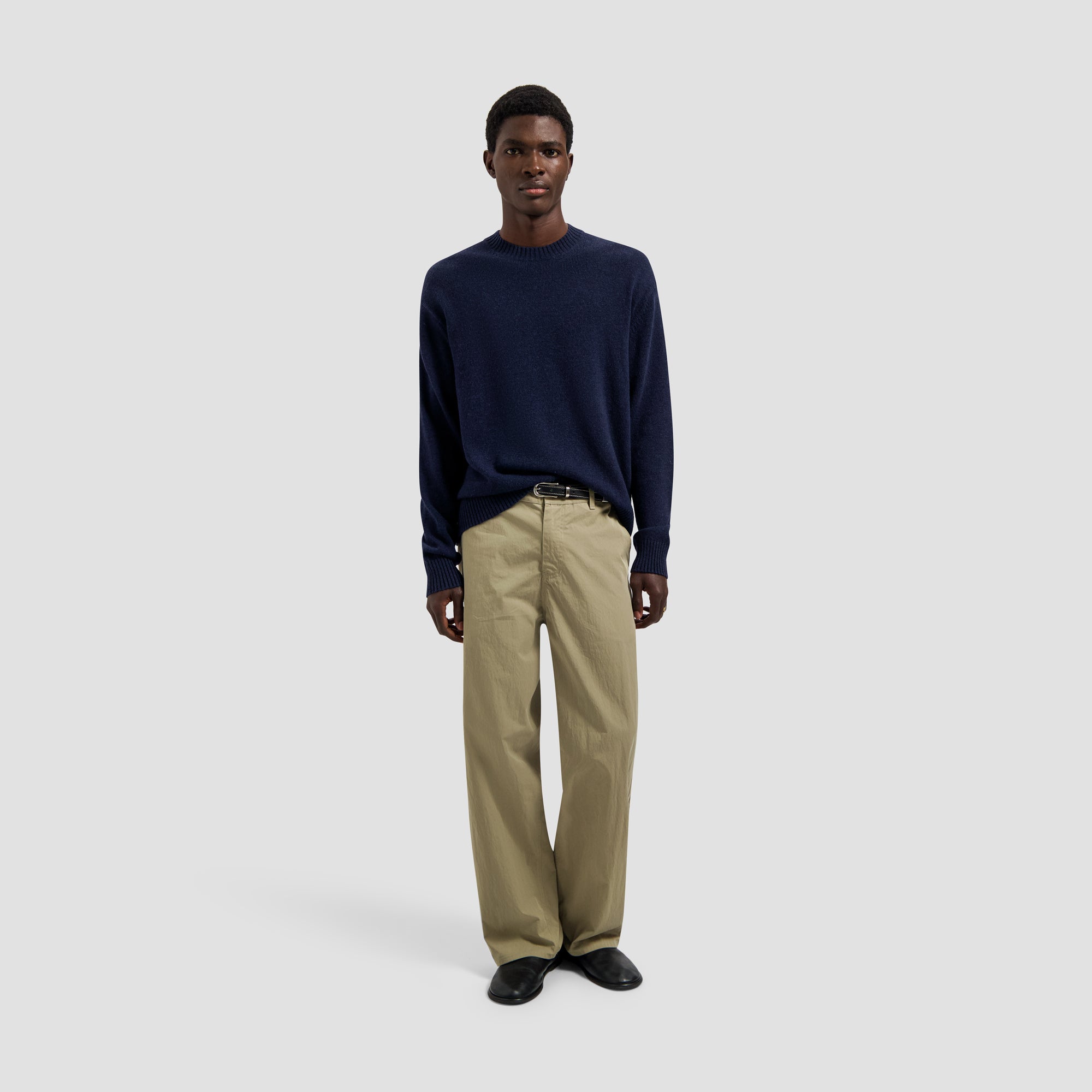 Essential Knitted Crewneck - Navy